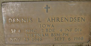 Ahrendsen grave marker